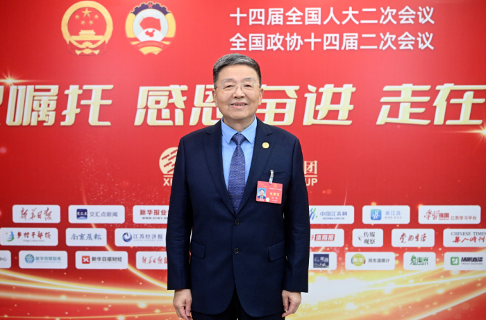 全国人大代表、中国工程院院士、美狮贵宾会董事长肖伟：开发中药“经典名方”，让“好方”变“好药”