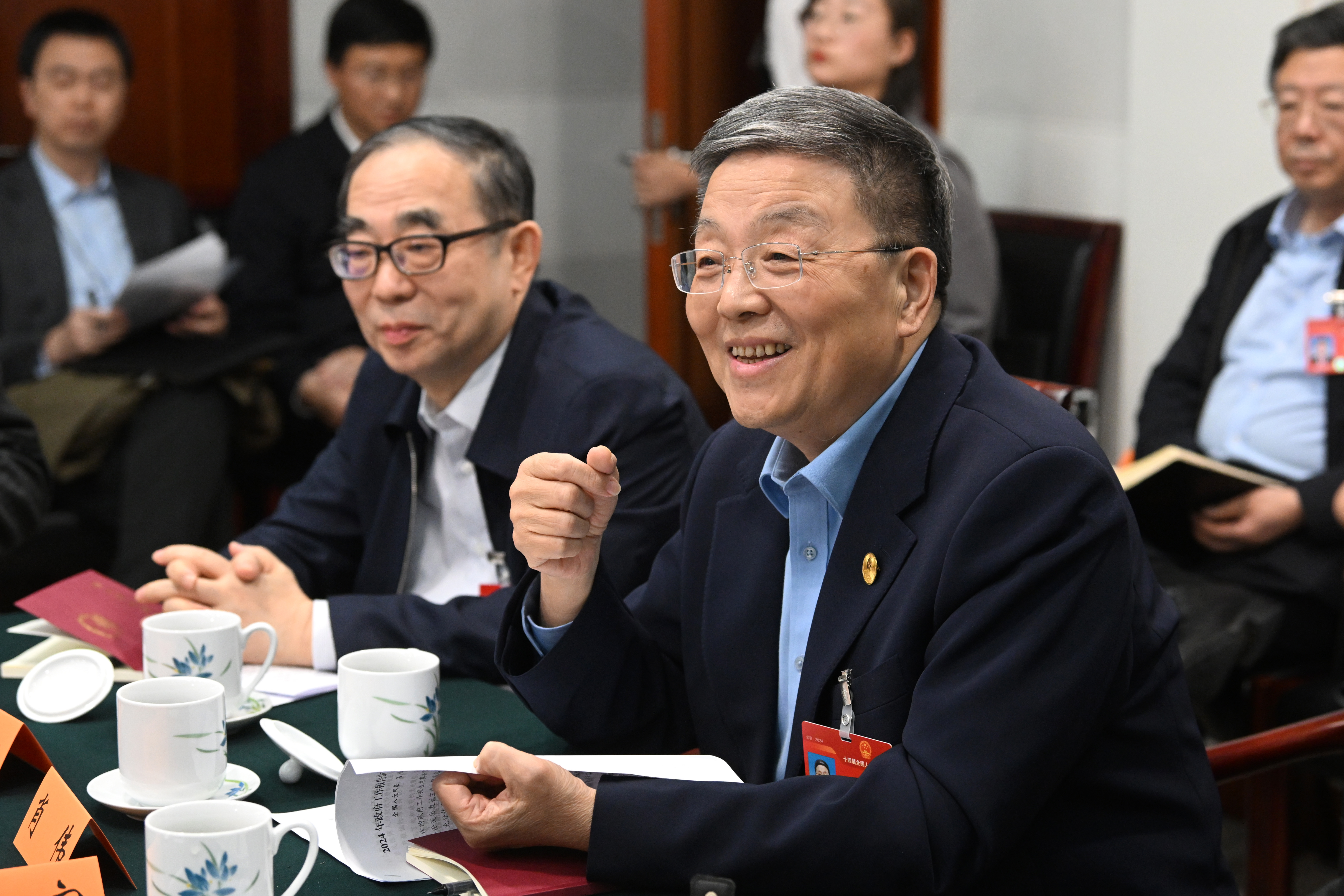 两会聚焦|中央级媒体新华社、新华网关注报道肖伟代表建议